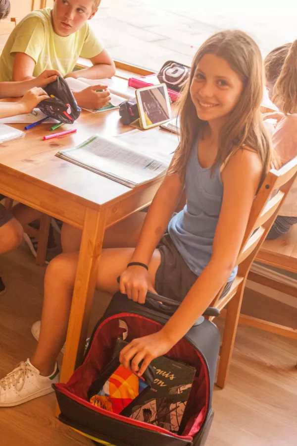 Nikidom Roller XL Supergirl gurulós iskola- és utazótáska